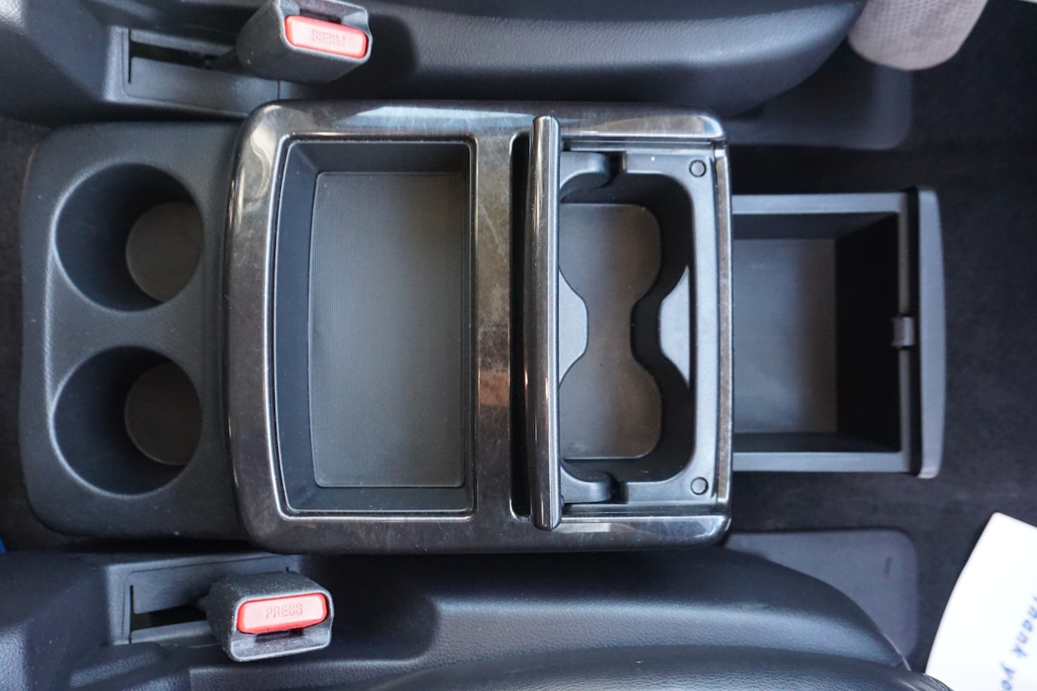 Used Nissan Elgrand 2026 for sale - 77782125: Photo 23