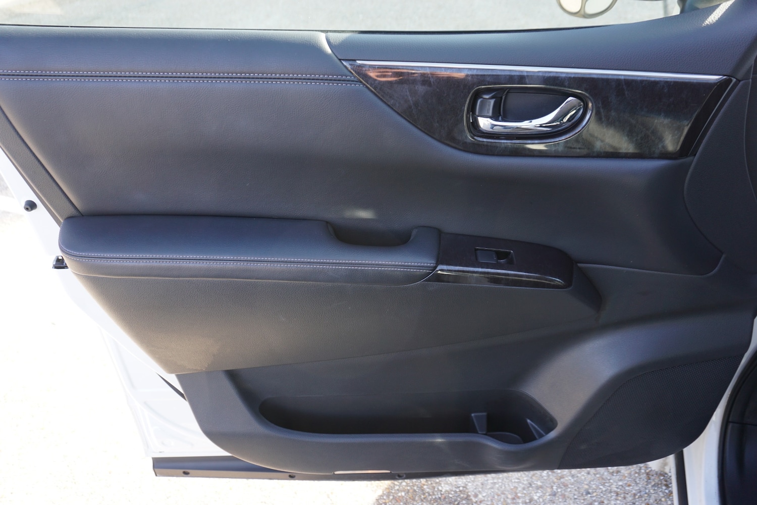 Used Nissan Elgrand 2026 for sale - 77782125: Photo 30