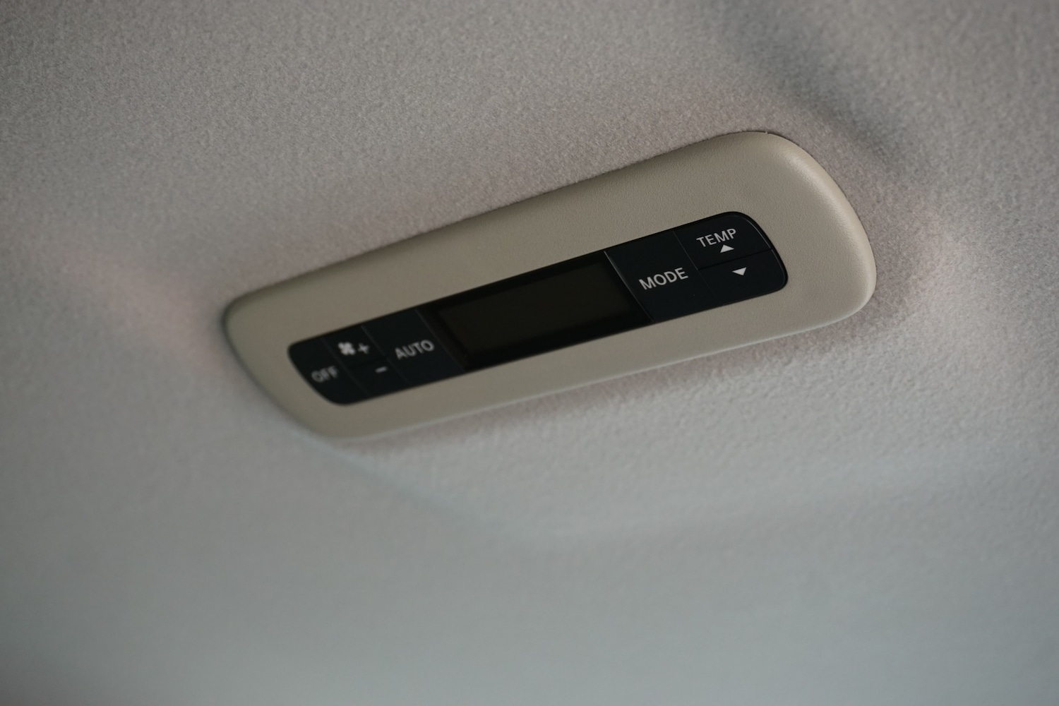 Used Nissan Elgrand 2026 for sale - 77782125: Photo 34