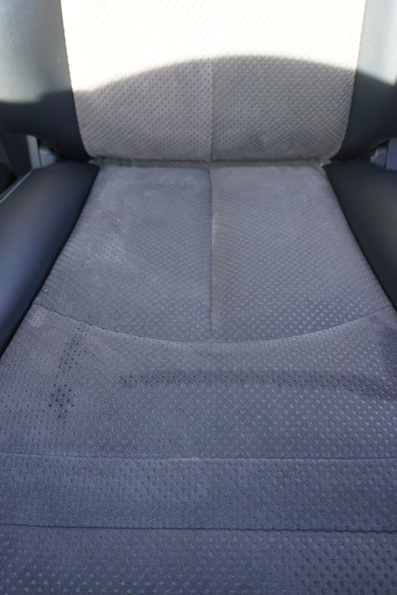 Used Nissan Elgrand 2026 for sale - 77782125: Photo 35