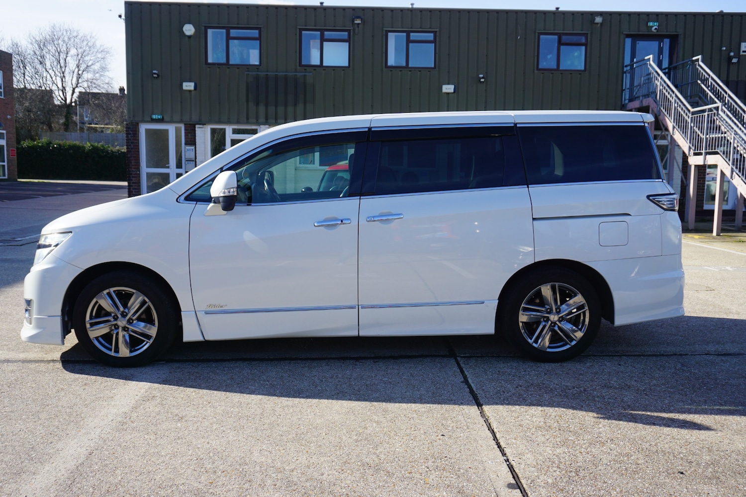 Used Nissan Elgrand 2026 for sale - 77782125: Photo 7