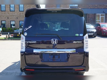 Used Honda Stepwagon 2013 for sale - 78503000: Photo