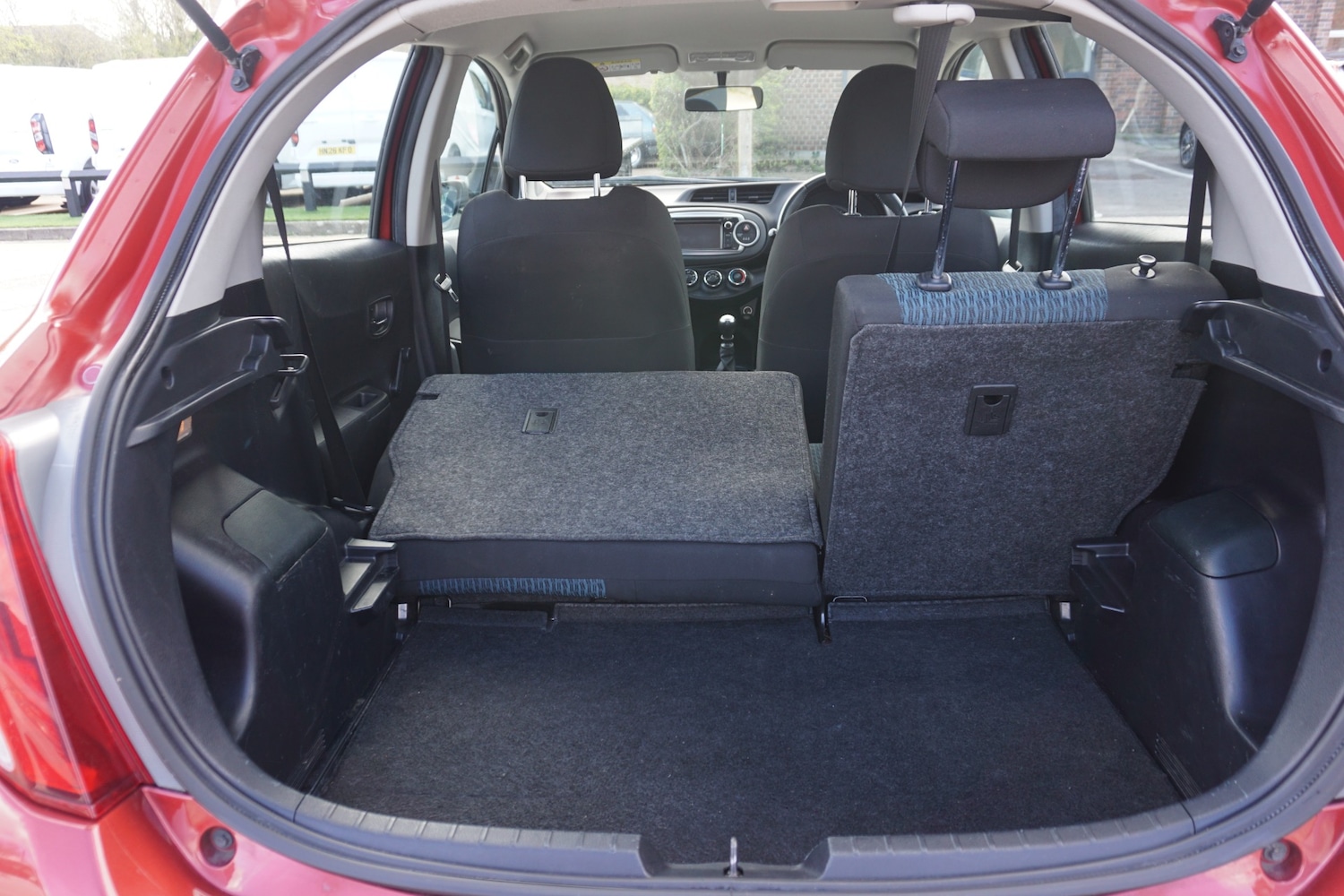 Used Toyota Yaris 2013 for sale - 78032153: Photo 18