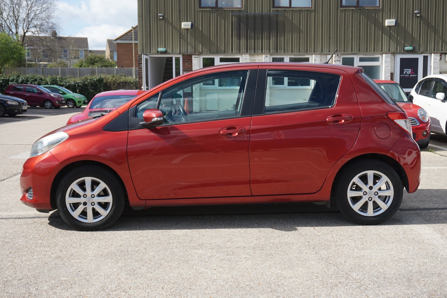 Used Toyota Yaris 2013 for sale - 78032153: Photo 7