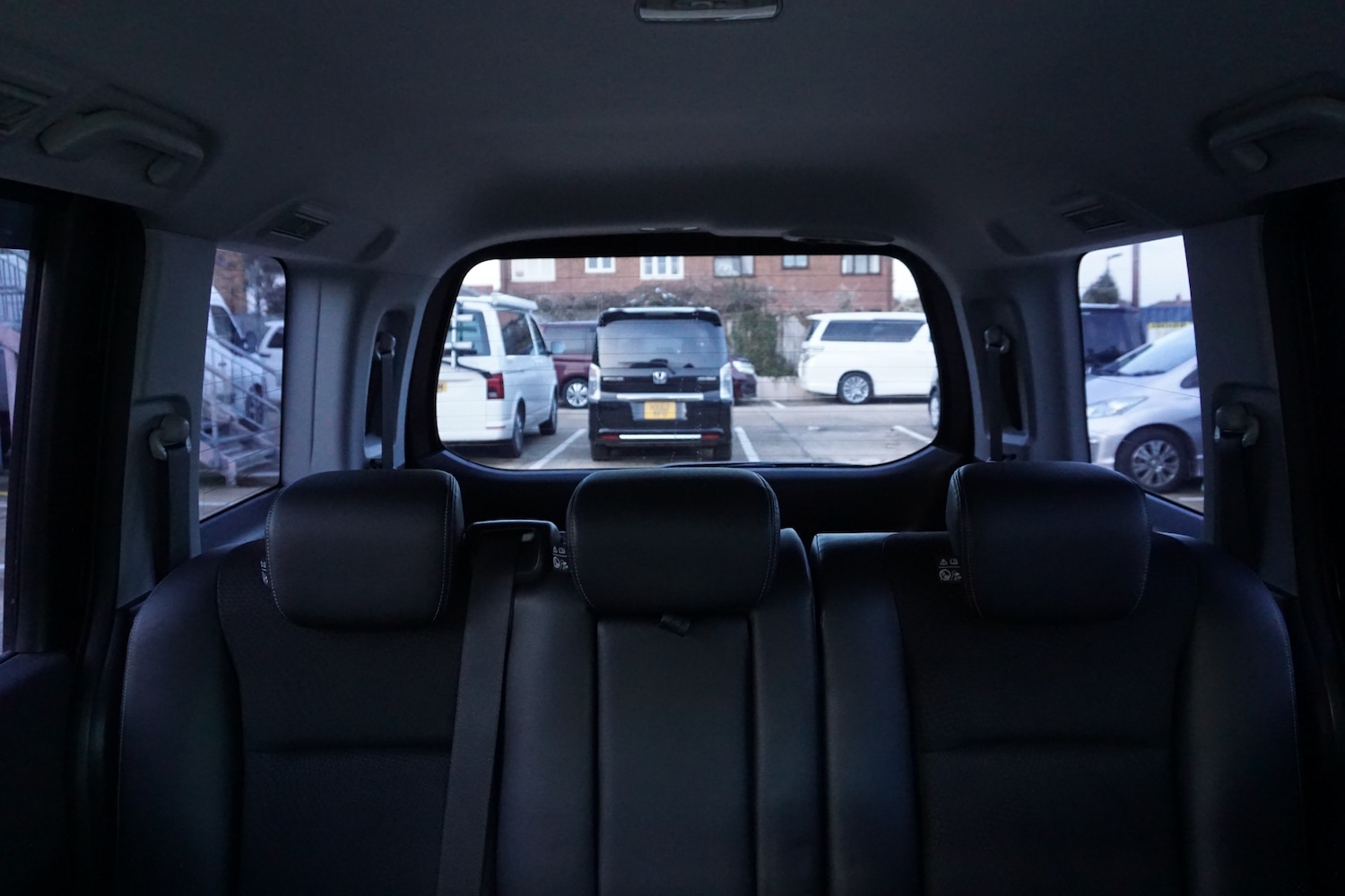 Used Honda Stepwagon 2014 for sale - 77129917: Photo 17