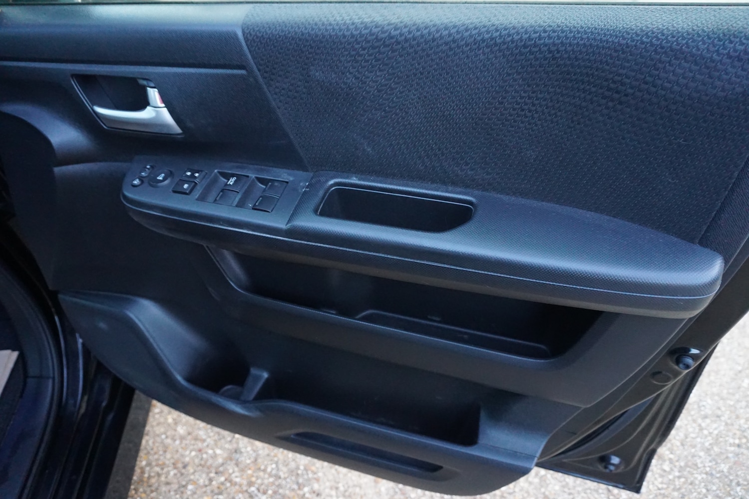 Used Honda Stepwagon 2014 for sale - 77129917: Photo 31