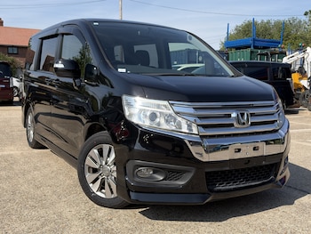 Used Honda Stepwagon 2013 for sale - 78825897: Photo