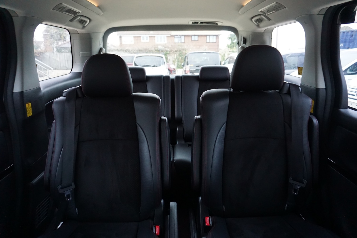 Used Toyota Vellfire 2025 for sale - 77065876: Photo 13