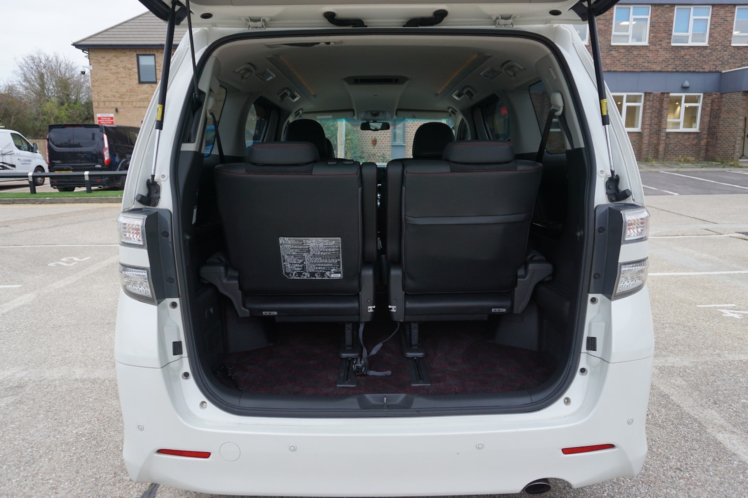 Used Toyota Vellfire 2025 for sale - 77065876: Photo 14