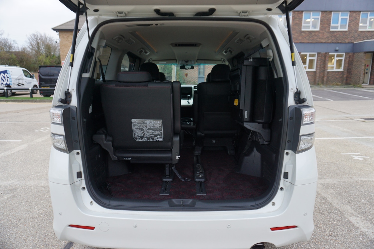 Used Toyota Vellfire 2025 for sale - 77065876: Photo 18