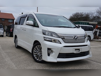 2025 (62) - 2.4 Golden Eyes 7 Seat ULEZ 5-Door