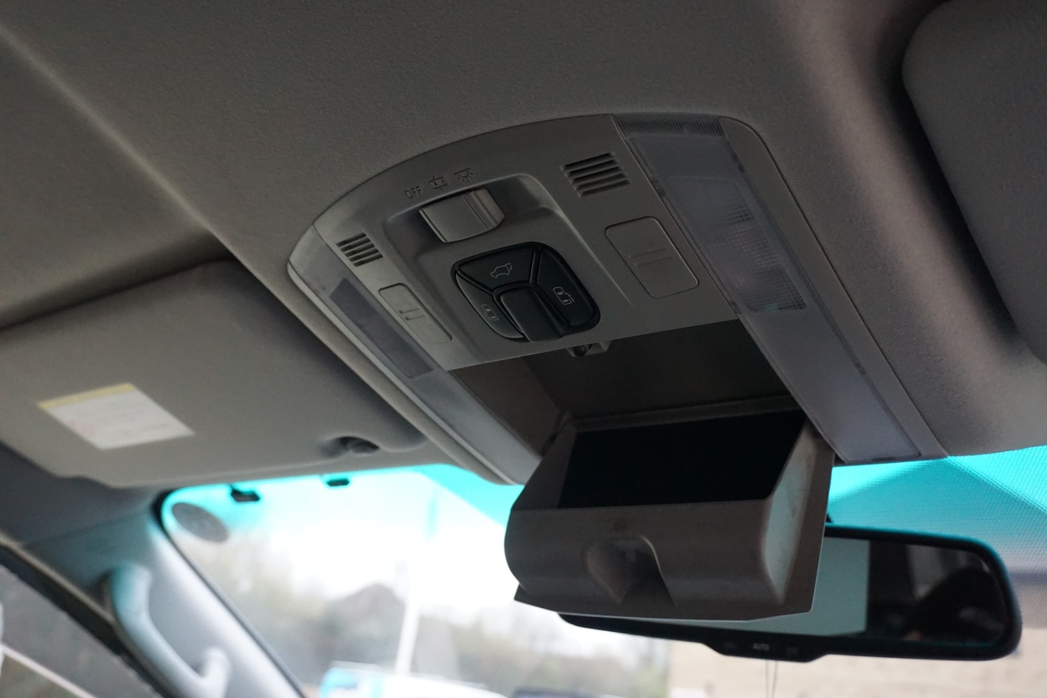 Used Toyota Vellfire 2025 for sale - 77065876: Photo 34