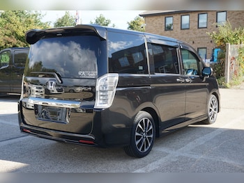 Used Honda Stepwagon 2014 for sale - 75746981: Photo