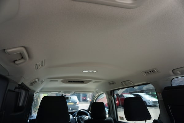 Used Toyota Voxy 2014 for sale - 74964934: Photo 19