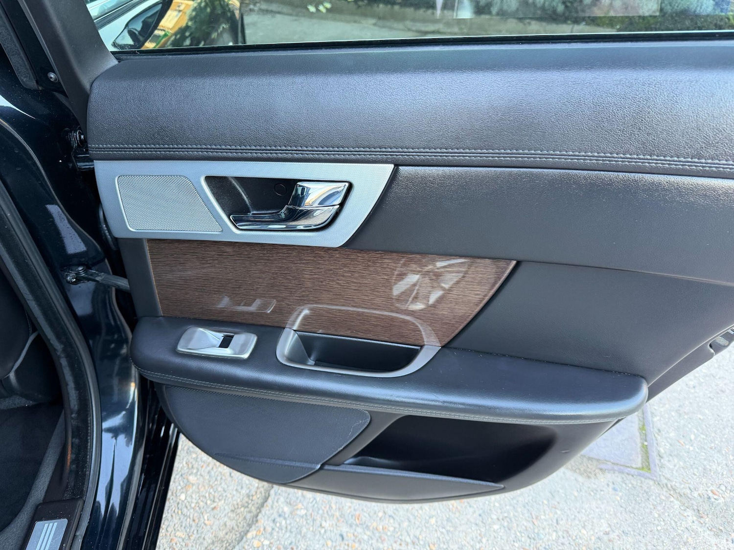 Used Jaguar XF 2011 for sale - 77724106: Photo 11