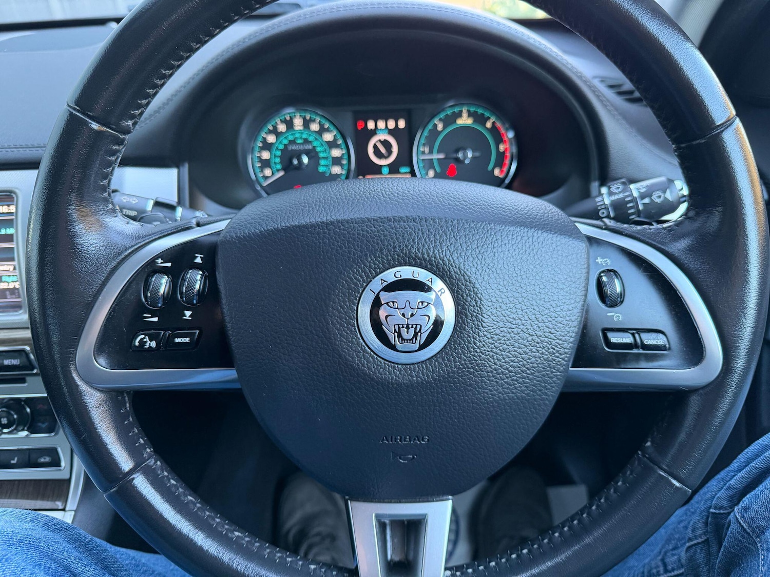 Used Jaguar XF 2011 for sale - 77724106: Photo 18