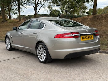 Used Jaguar XF 2013 for sale - 79756272: Photo