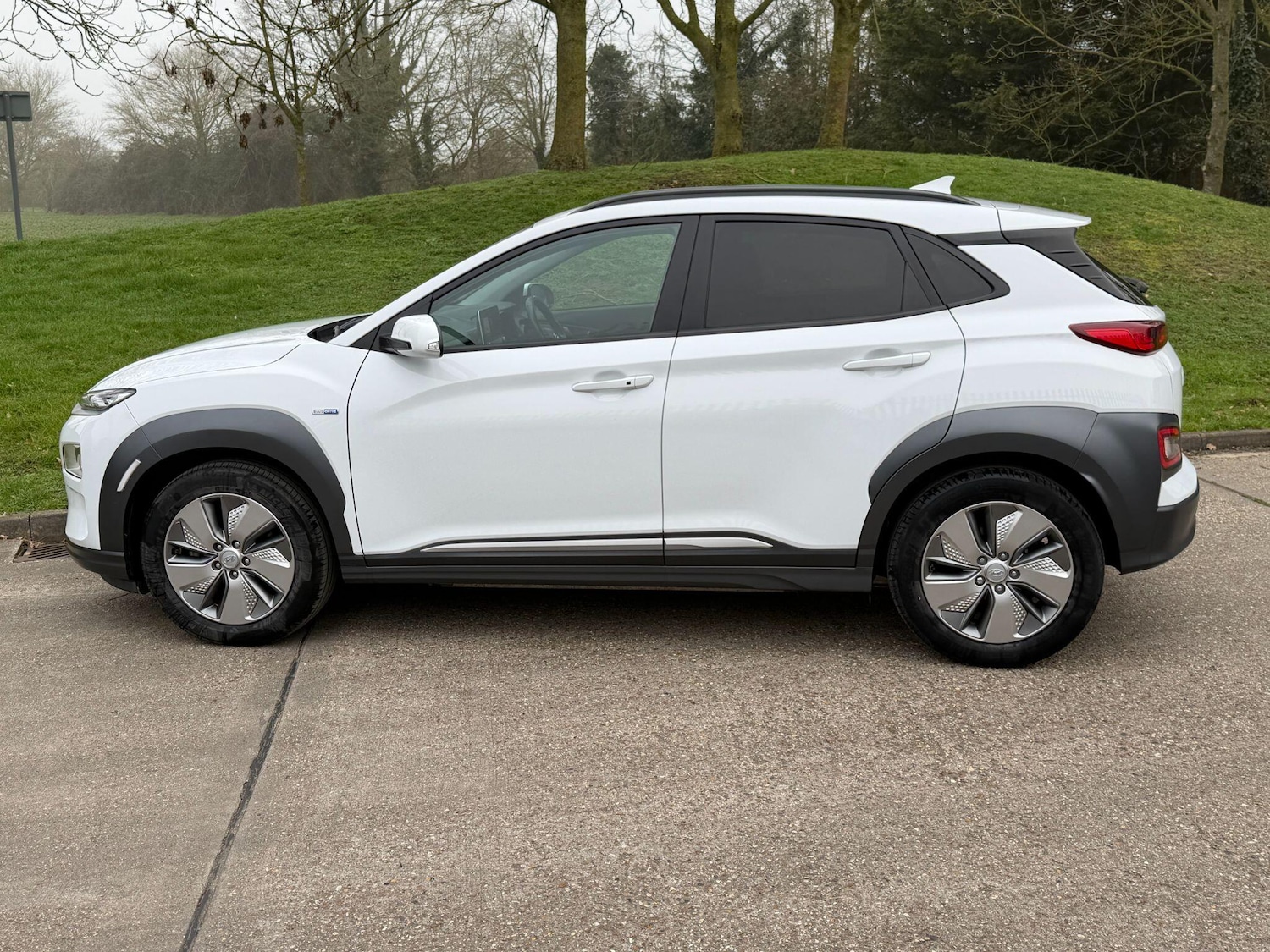 Used Hyundai KONA 2021 for sale - 77768391: Photo 4