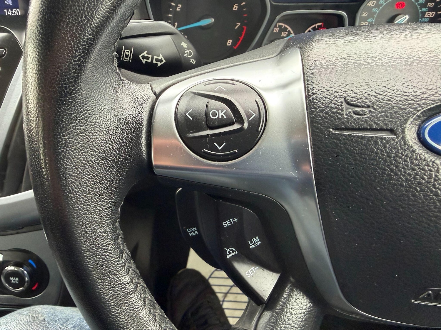 Used Ford Focus 2013 for sale - 78046894: Photo 18