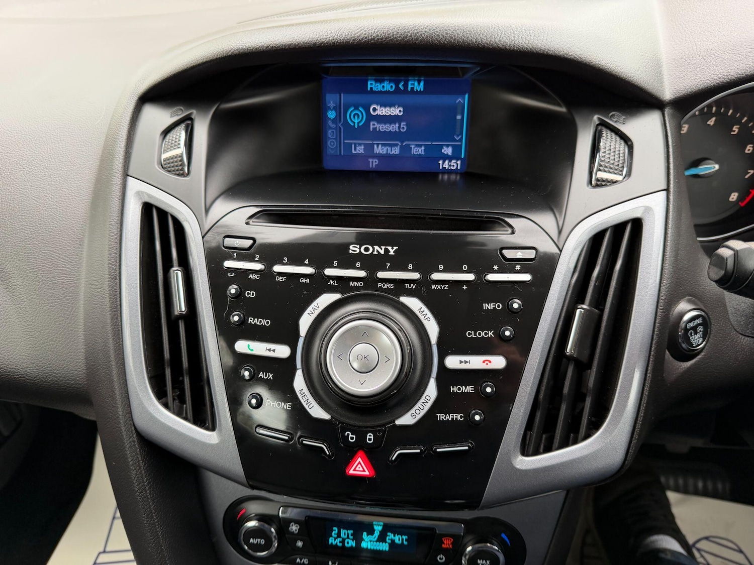 Used Ford Focus 2013 for sale - 78046894: Photo 22