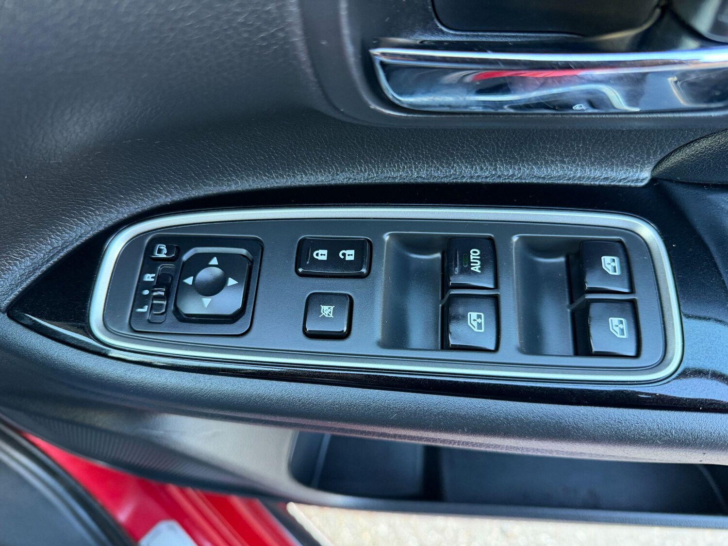 Used Mitsubishi Outlander for sale - 77588039: Photo 31