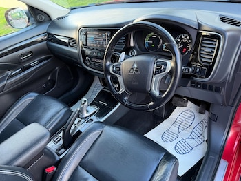 Used Mitsubishi Outlander 2015 for sale - 77588039: Photo