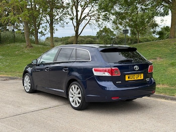 Used Toyota Avensis 2010 for sale - 78539418: Photo