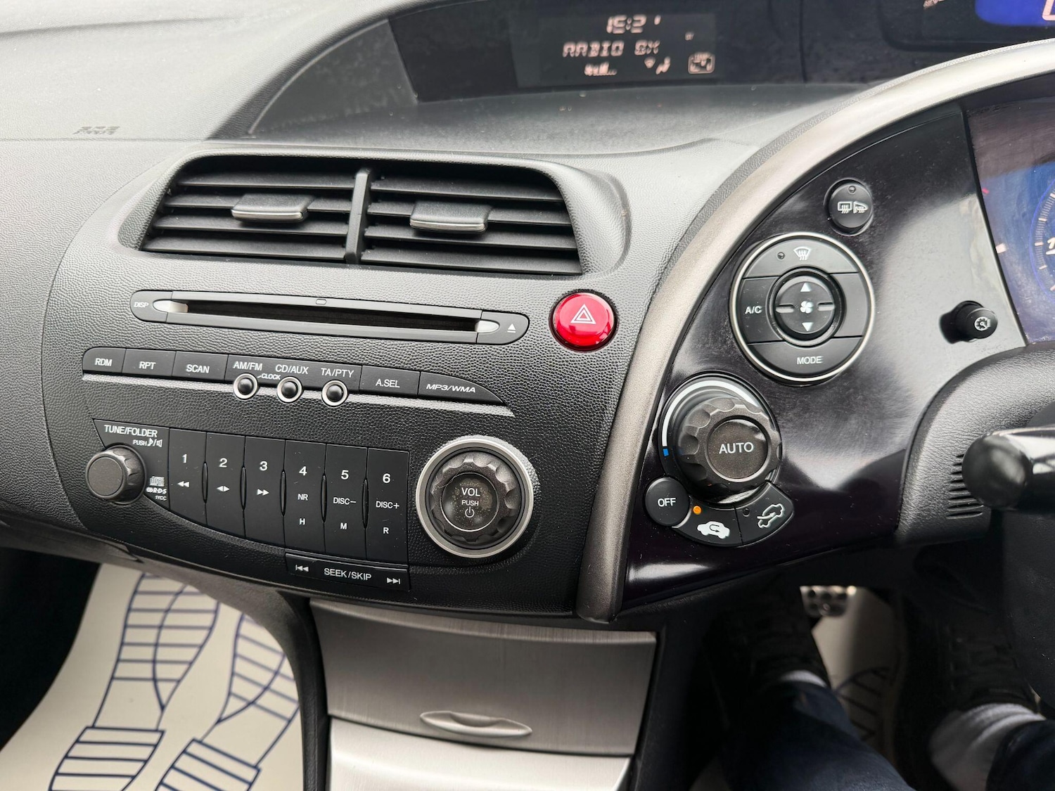 Used Honda Civic 2009 for sale - 78047528: Photo 25