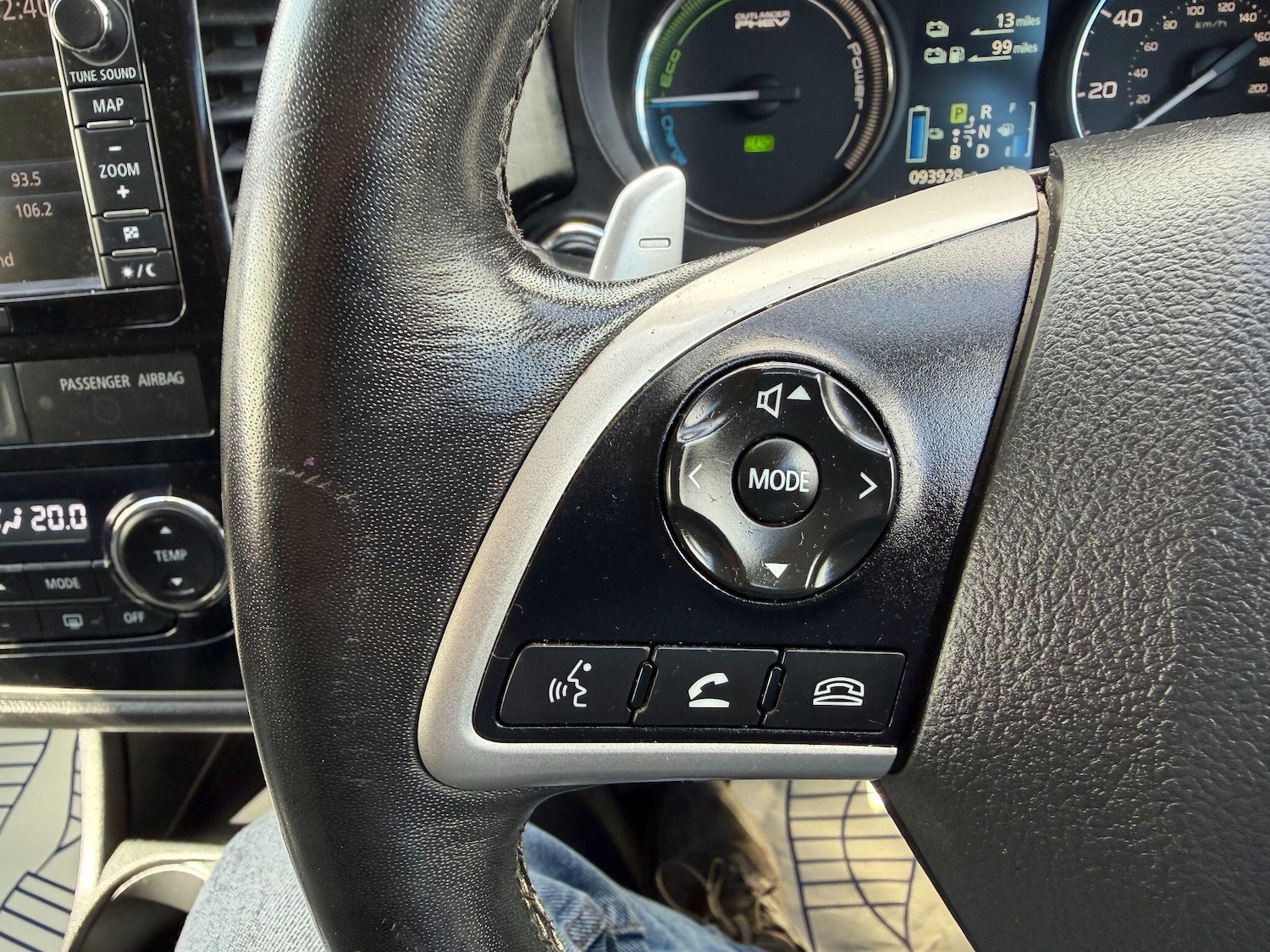 Used Mitsubishi Outlander 2015 for sale - 77853334: Photo 20