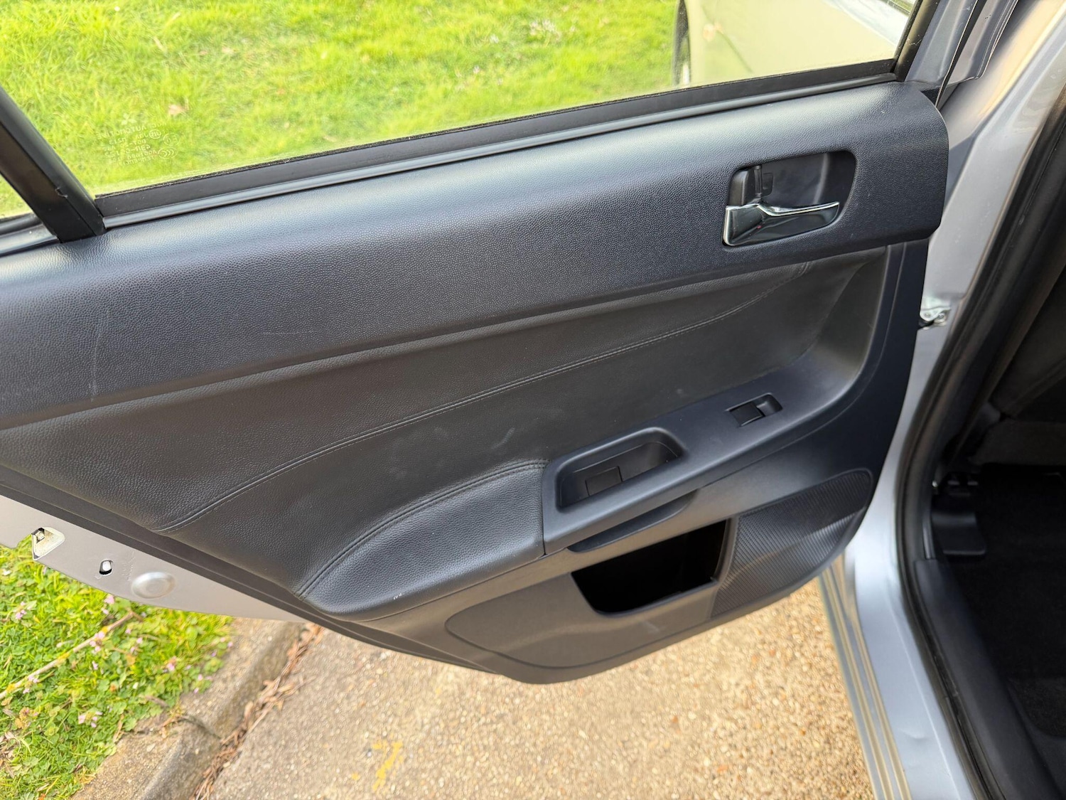 Used Mitsubishi Lancer 2010 for sale - 77978205: Photo 13