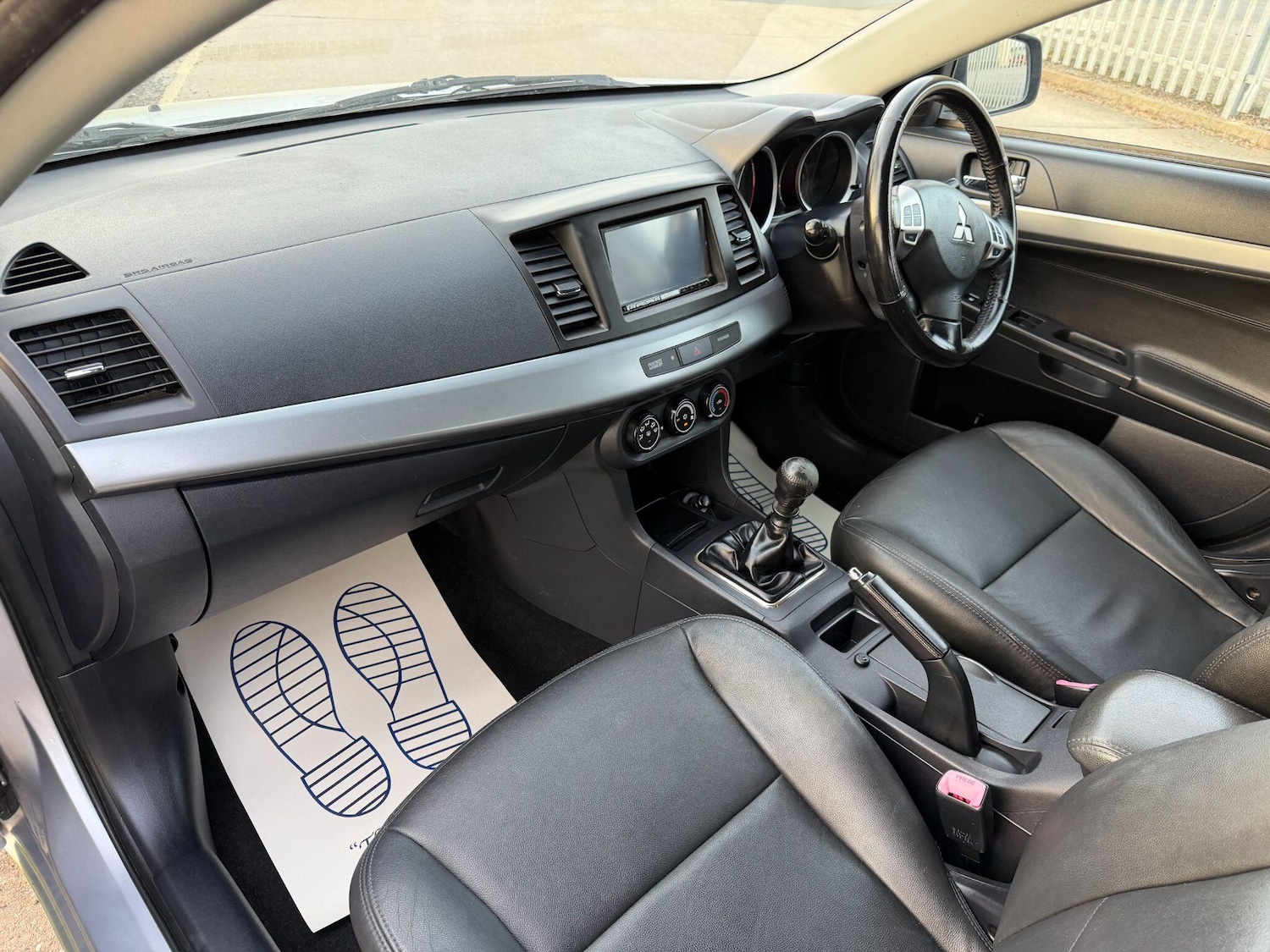 Used Mitsubishi Lancer 2010 for sale - 77978205: Photo 15