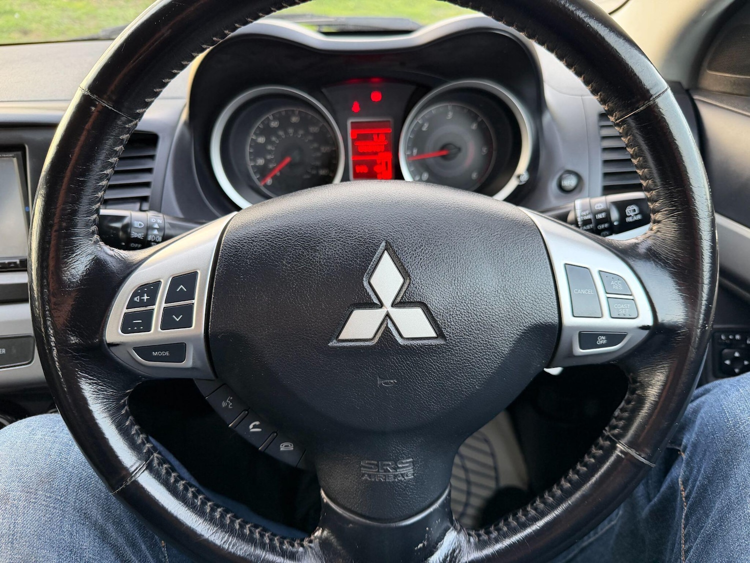 Used Mitsubishi Lancer 2010 for sale - 77978205: Photo 18