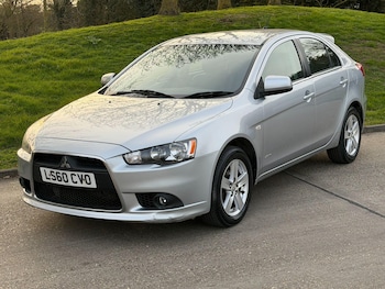 Used Mitsubishi Lancer 2010 for sale - 77978205: Photo