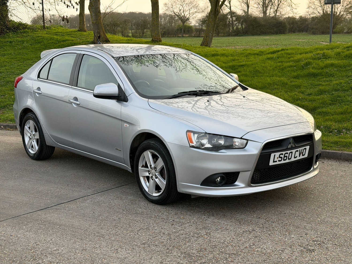 Used Mitsubishi Lancer 2010 for sale - 77978205: Photo 5