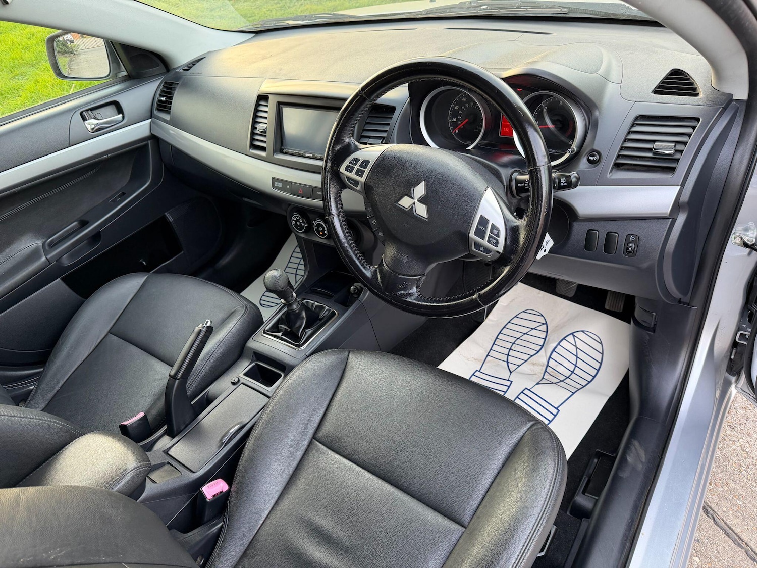 Used Mitsubishi Lancer 2010 for sale - 77978205: Photo 8