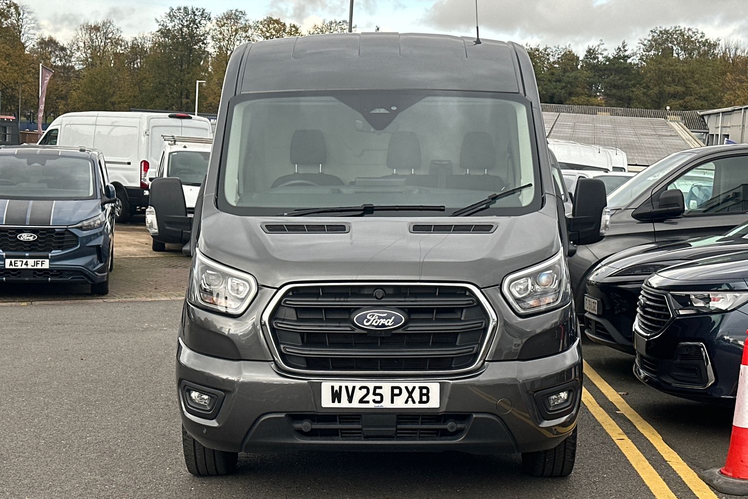 Used Ford Transit 2025 for sale - 76358383: Photo 2