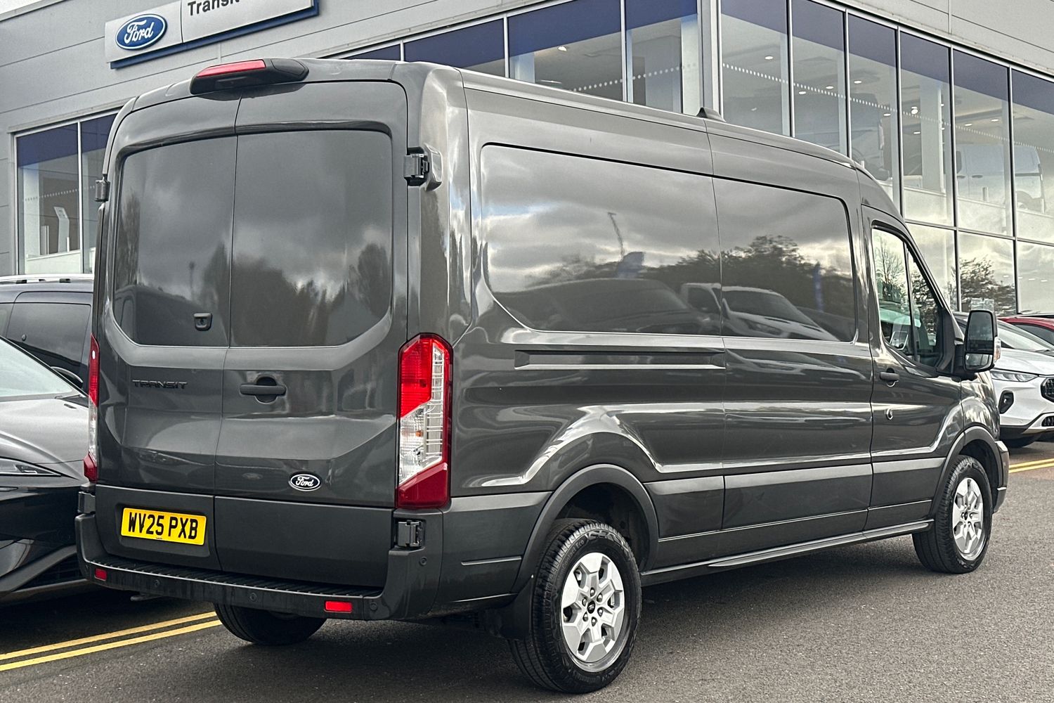 Used Ford Transit 2025 for sale - 76358383: Photo 4