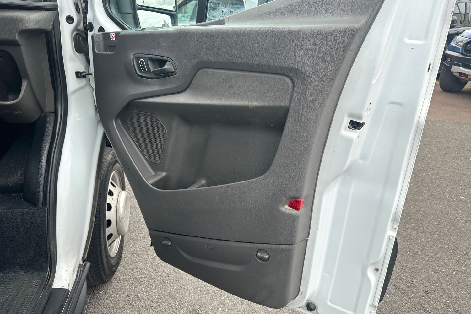 Used Ford Transit 2023 for sale - 76330971: Photo 30