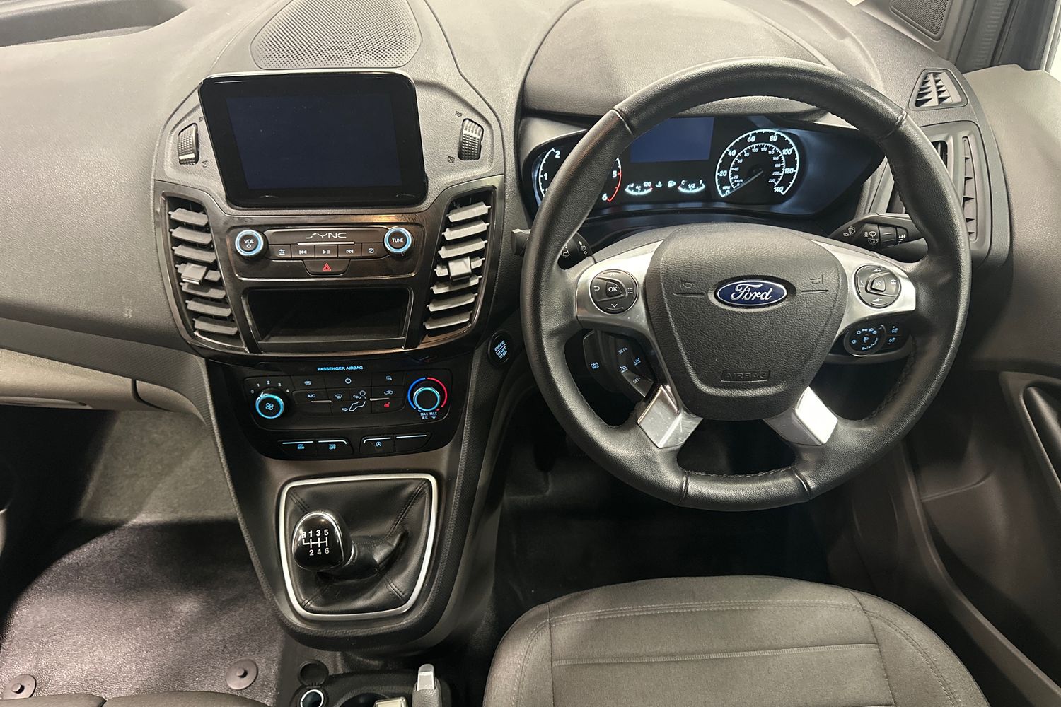 Used Ford Transit Connect 2024 for sale - 76165269: Photo 11