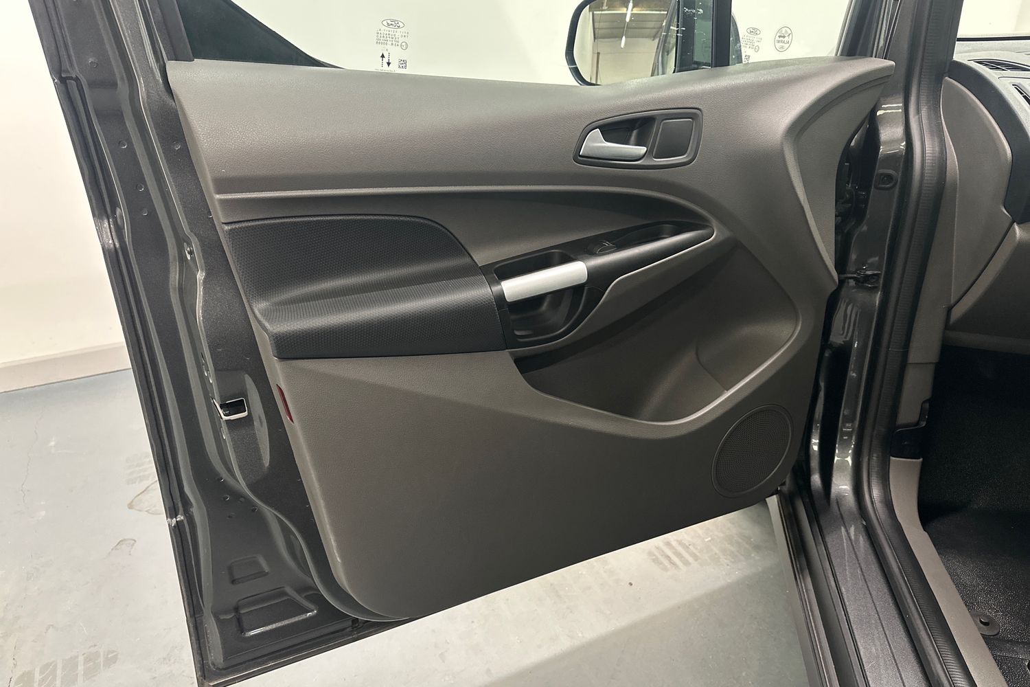 Used Ford Transit Connect 2024 for sale - 76165269: Photo 17