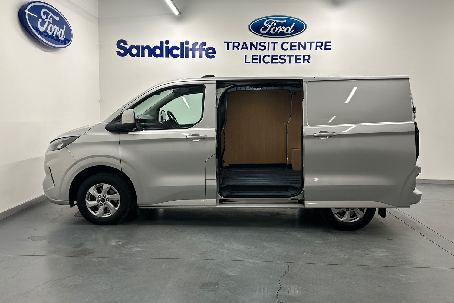 Used Ford Transit Custom 2024 for sale - 77260792: Photo 37