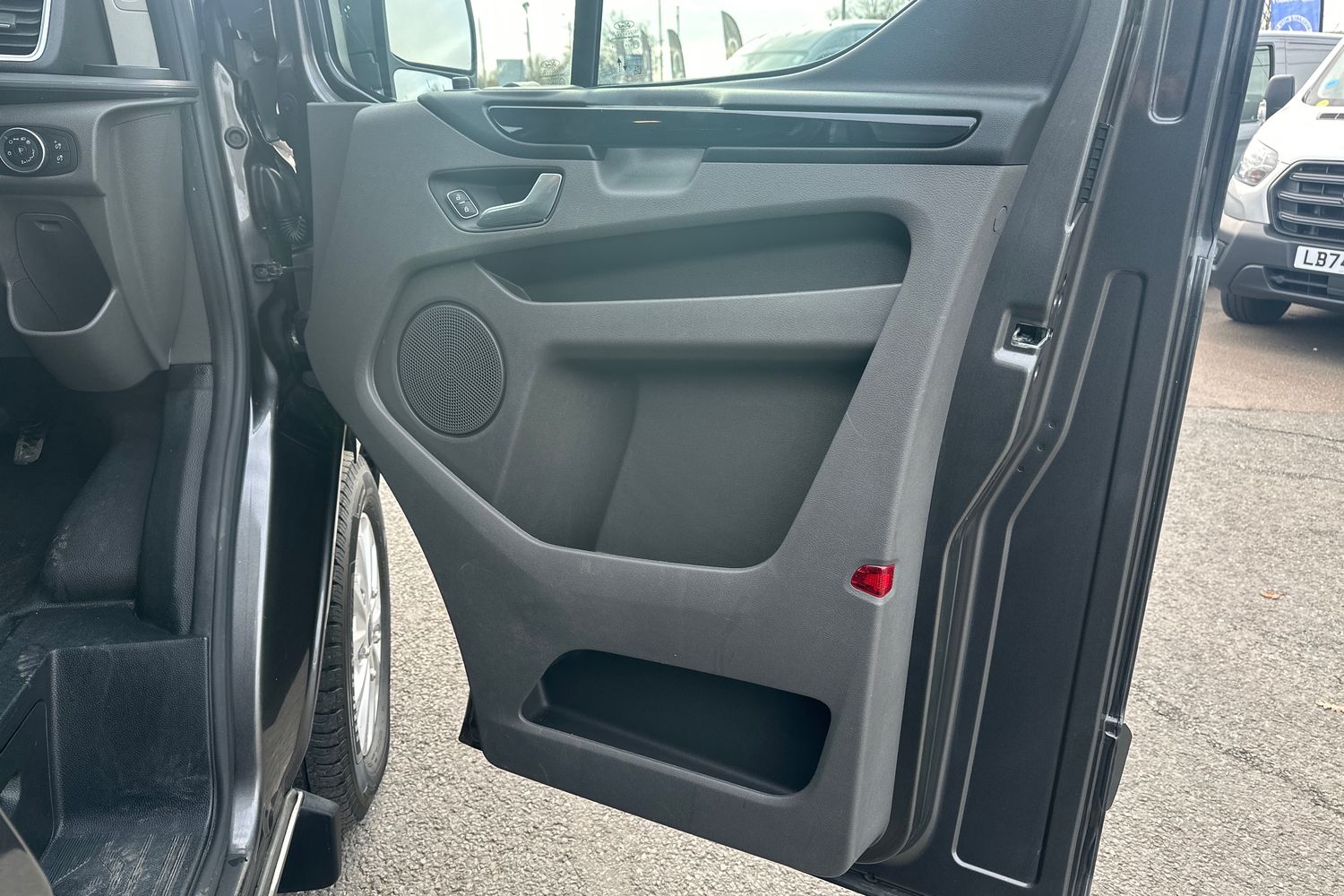 Used Ford Transit Custom 2022 for sale - 76612573: Photo 15