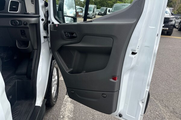 Used Ford Transit 2024 for sale - 75476135: Photo 40