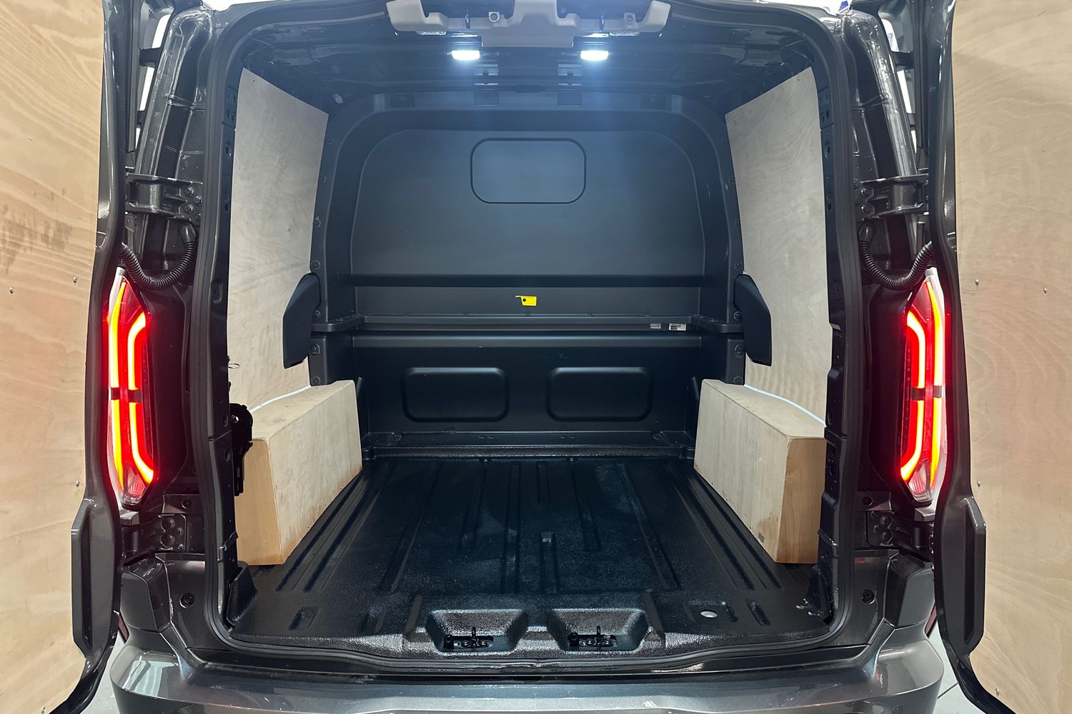 Used Ford Transit Custom 2025 for sale - 77568236: Photo 18