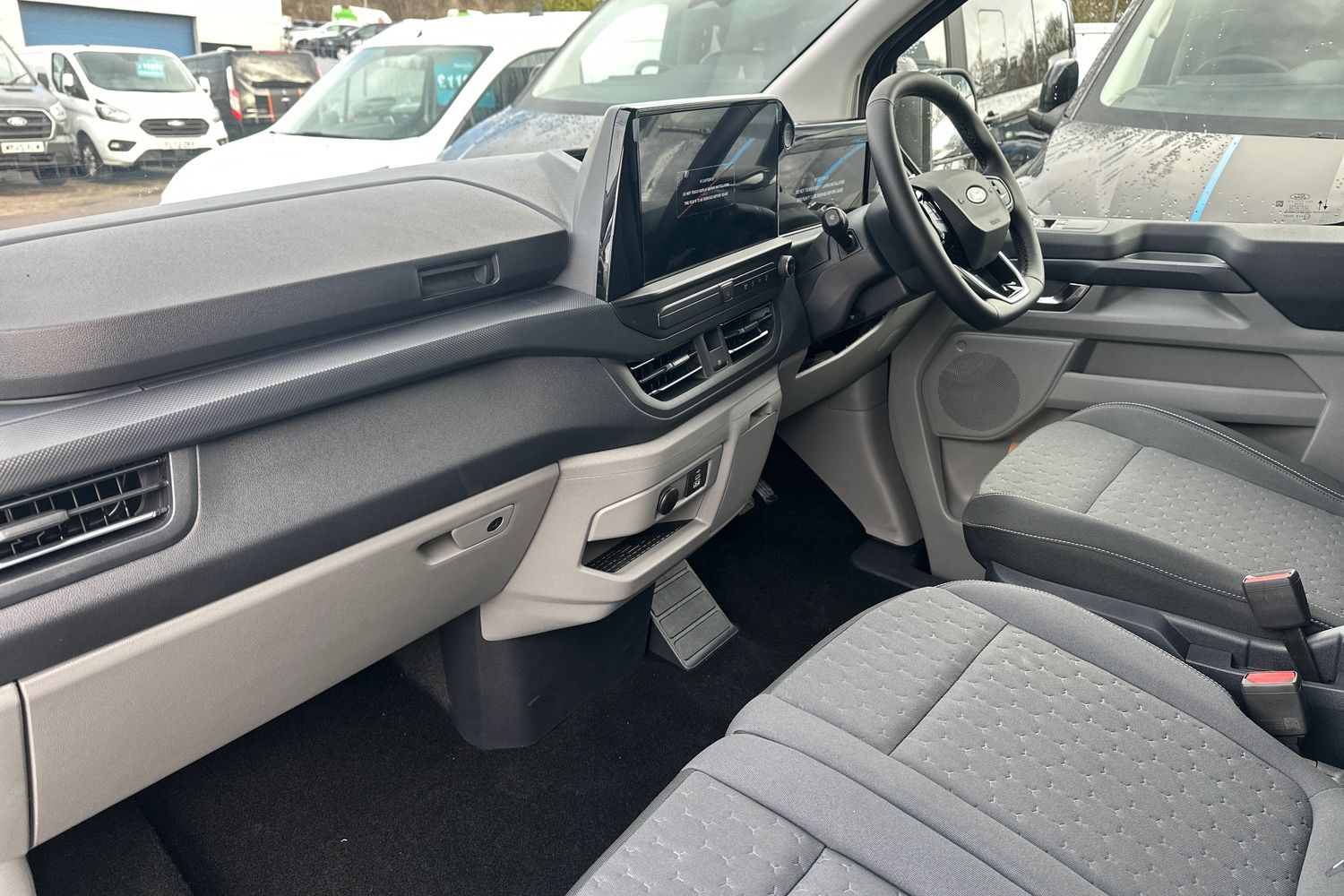 Used Ford Transit Custom 2025 for sale - 76884758: Photo 12