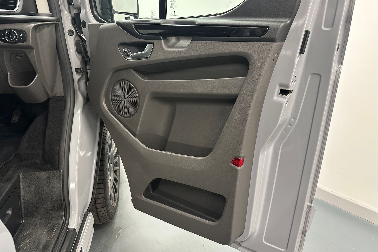 Used Ford Transit Custom 2023 for sale - 76426104: Photo 20