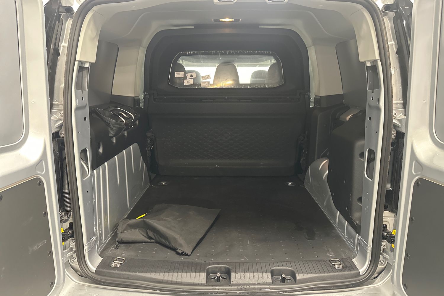 Used Ford Transit Connect 2025 for sale - 76396803: Photo 15