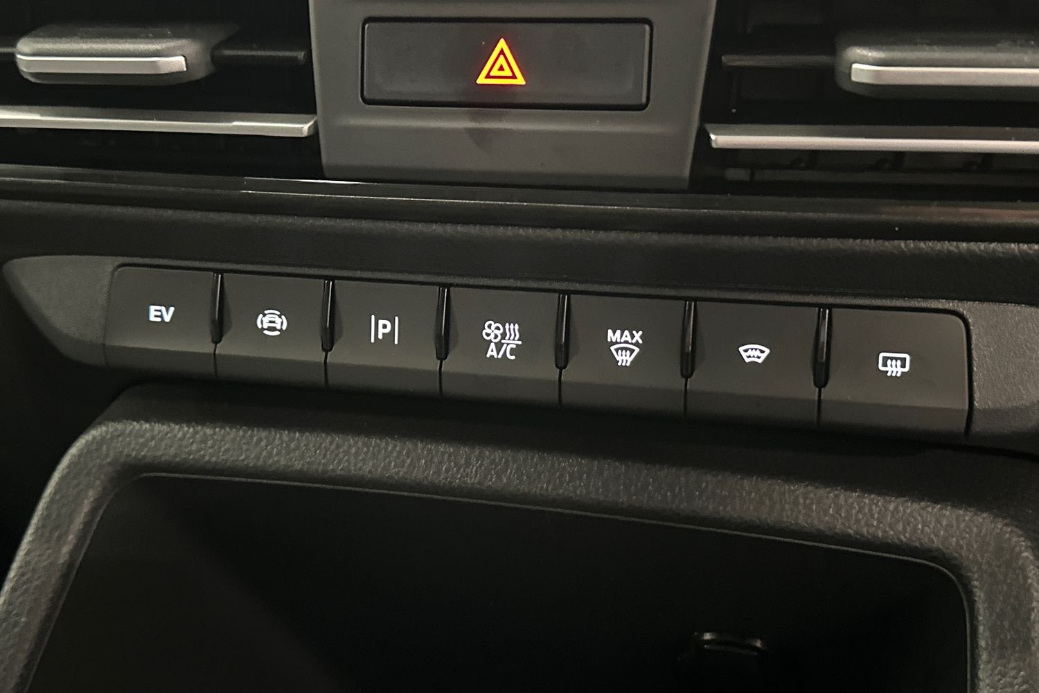 Used Ford Transit Connect 2025 for sale - 76396803: Photo 33