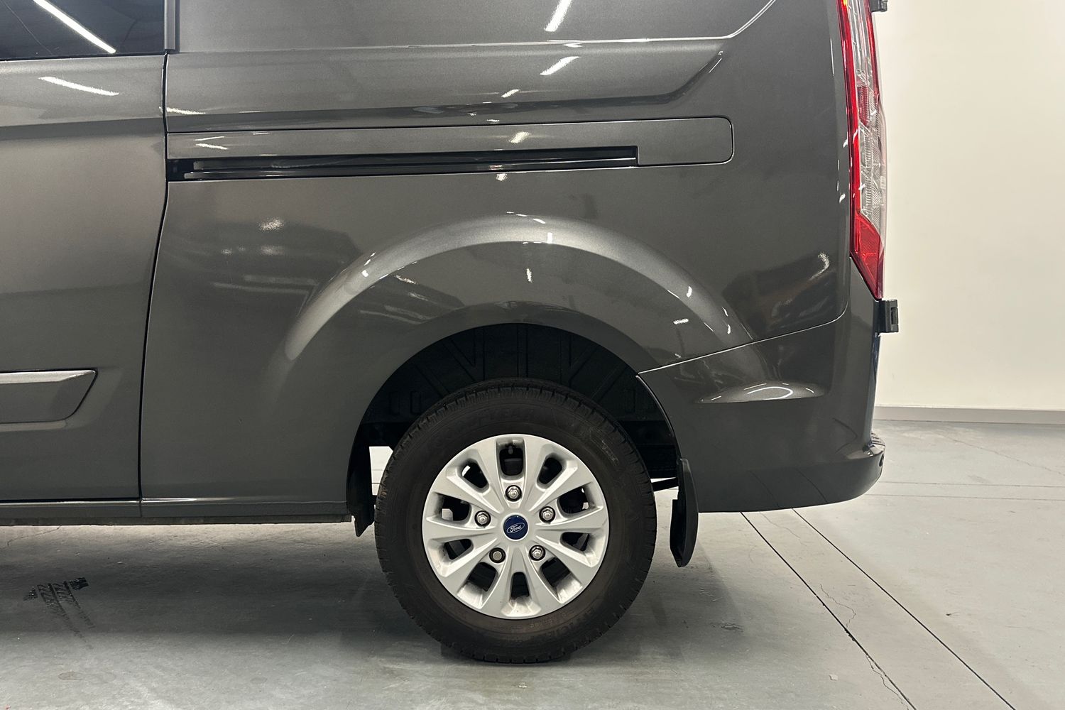 Used Ford Transit Custom 2023 for sale - 76612575: Photo 30