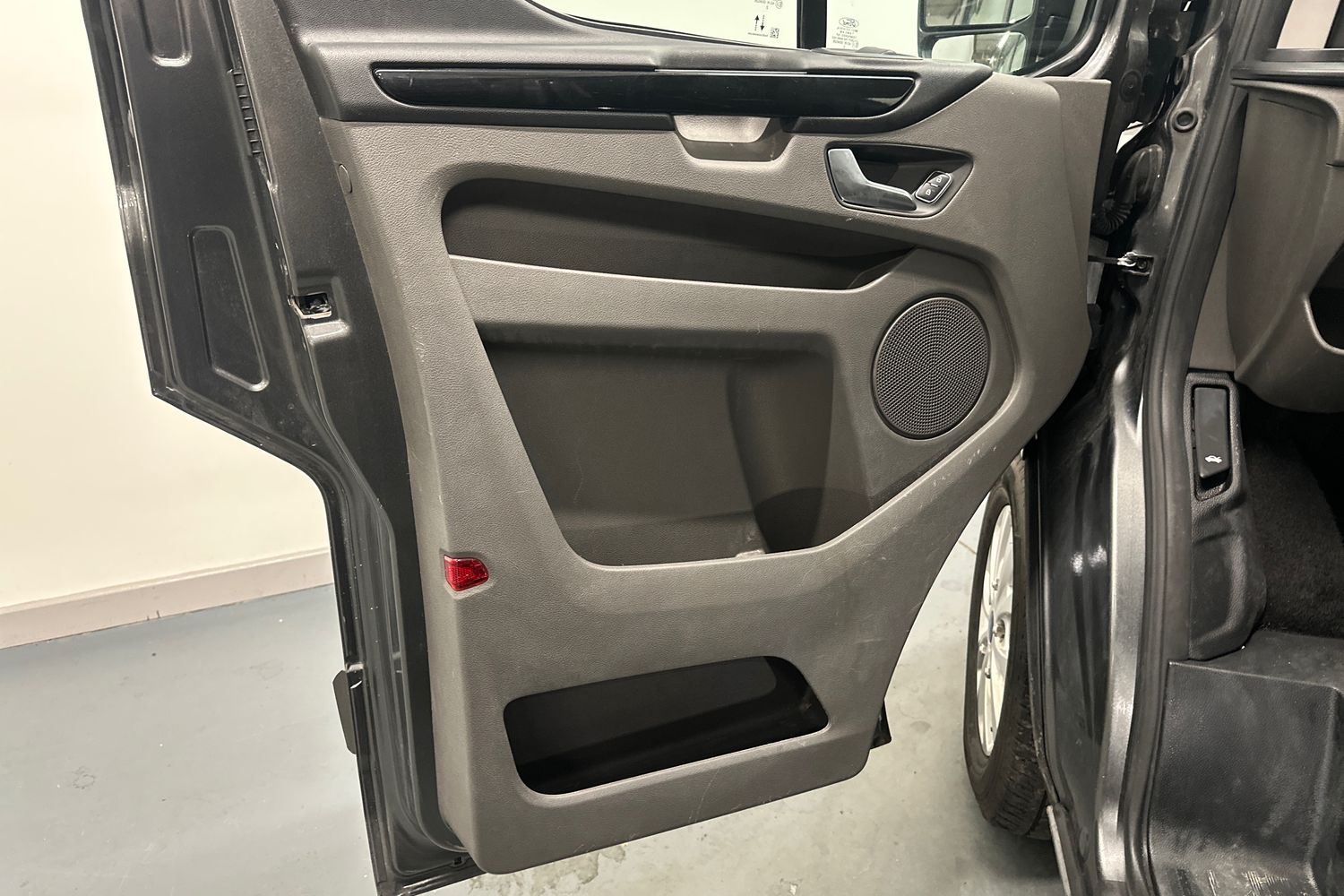 Used Ford Transit Custom 2023 for sale - 76821492: Photo 16